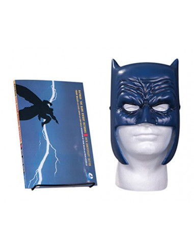 Dark Knight Returns Book & Mask Set